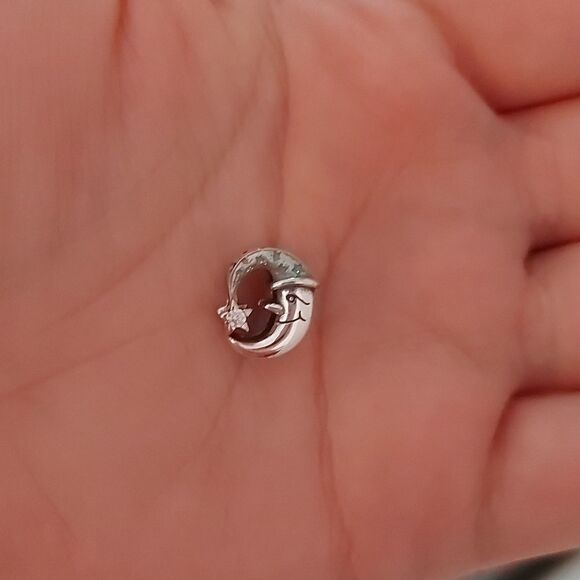 925 Silver Sleepy Moon Charm - Picture 6 of 10